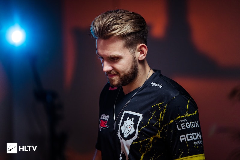 弱侧预置终 弱侧预置终