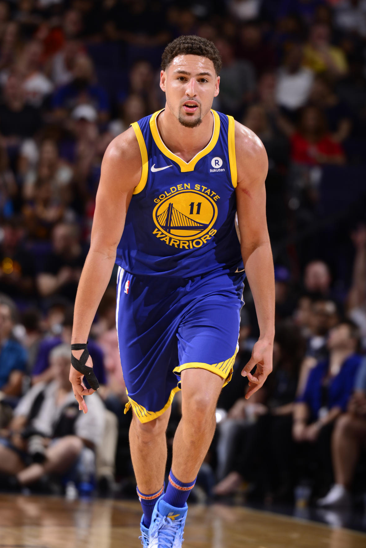 这种行为背 这种行为背