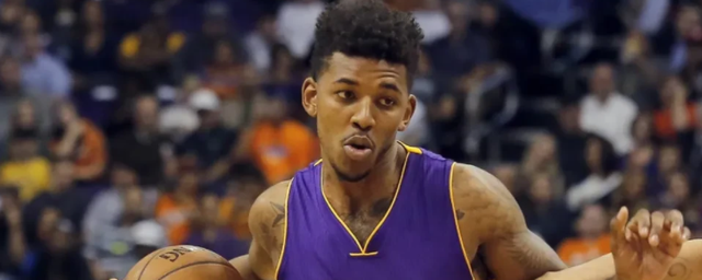 留队仍是效 留队仍是效